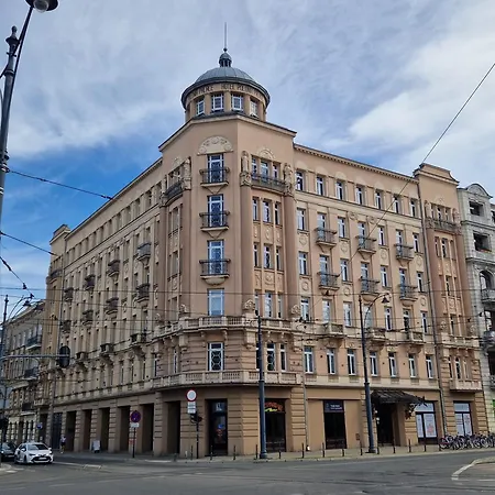 Bestview Centrum Netflix * Łódź