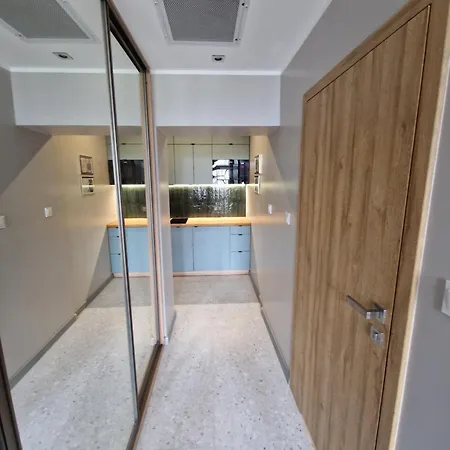 Bestview Centrum Netflix * Лодзь